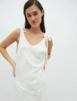 Benecia-M Dress - Sugar