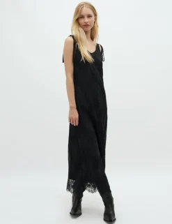 Benecia-M Dress - Zwart