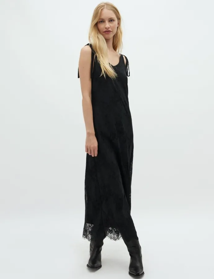 Benecia-M Dress - Zwart