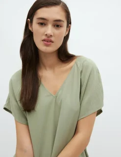 Damila V-M T-shirt - Lichtgroen