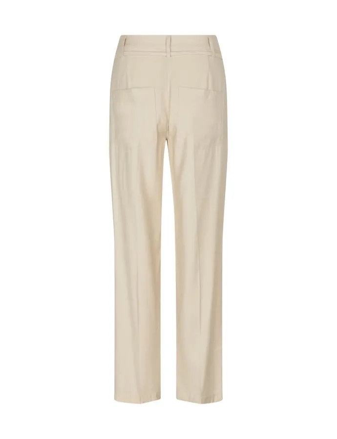 Kammia-M Broek - Zand