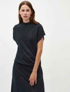 Linea Short-M Top - Zwart